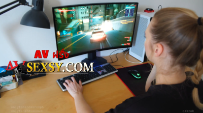 avฝรั่ง ขอเล่นเกมนี้ก่อน I fucked a streamer girl while gaming session